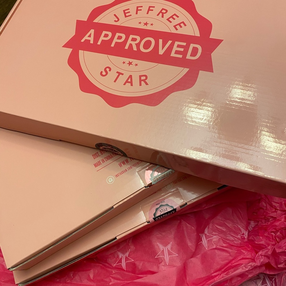 Jeffree Star ⭐️ PINK APPROVED HAND MIRROR - Picture 4 of 7